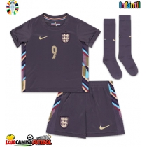 Camisa de Futebol Inglaterra Harry Kane #9 Equipamento Secundário Infantil Europeu 2024 Manga Curta (+ Calças curtas)